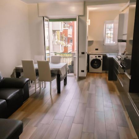 Prestigioso Appartamento In Zona Tortona - Solari Mailand Exterior foto