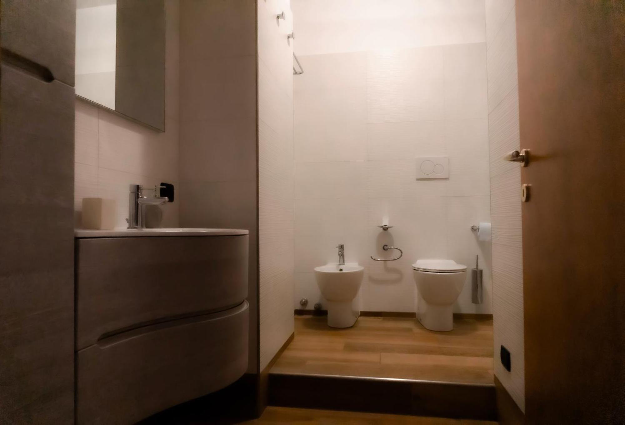 Prestigioso Appartamento In Zona Tortona - Solari Mailand Exterior foto